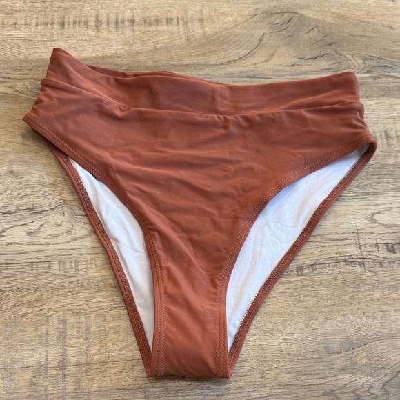 SHEIN Terracotta Bikini Set - Picture 2 of 7